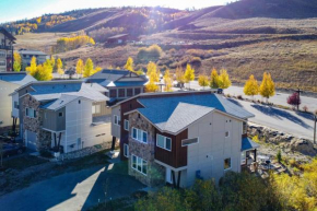 Ski-InandSki-Out Granby Townhouse with Private Hot Tub Granby
